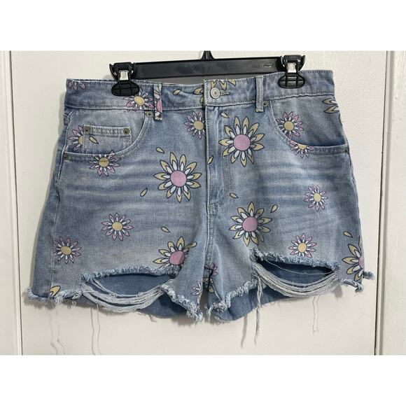 No Boundaries Cut Off Jean Shorts Size 13 High Rise Funky Flowers Distressed - Picture 1 of 5
